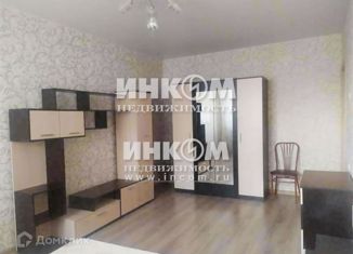 Двухкомнатная квартира в аренду, 56 м2, Москва, Псковская улица, 12к1, район Лианозово