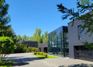 Продаю дом, 1000 м2, село Лайково