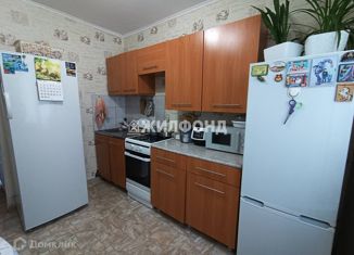 Продам четырехкомнатную квартиру, 74.7 м2, Кемерово, улица Тухачевского, 47Б