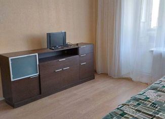 Сдам в аренду трехкомнатную квартиру, 60 м2, Вологда, улица Карла Маркса, 91, микрорайон Фрязиново