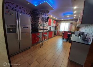 Продается пятикомнатная квартира, 98 м2, Усть-Илимск, Белградская улица, 10