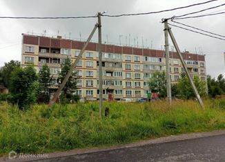 Продаю комнату, 52.6 м2, городской посёлок Назия, Школьный проспект, 18