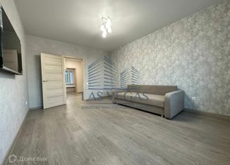 Сдается двухкомнатная квартира, 62 м2, Татарстан, улица Баки Урманче, 4к2