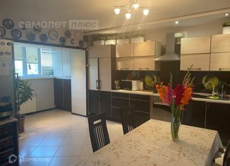 Продаю пятикомнатную квартиру, 220 м2, Иваново, улица Смирнова, 83, Ленинский район