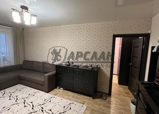 Продажа трехкомнатной квартиры, 60 м2, Татарстан, улица Татарстан, 62