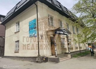 Сдача в аренду офиса, 390 м2, Нальчик, улица Пушкина