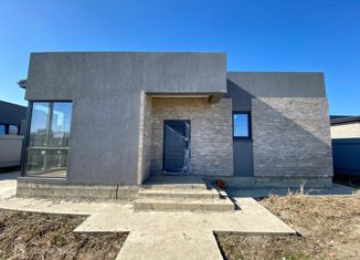 Продажа дома, 108 м2, коттеджный посёлок Лето, улица Сергея Медунова, 5