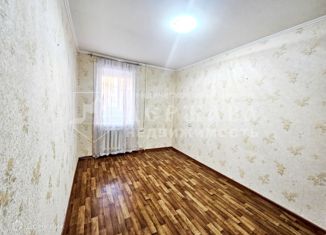 Продается 2-комнатная квартира, 46.7 м2, Кемерово, проспект Шахтёров, 39А