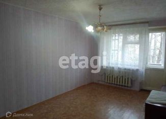 Сдаю двухкомнатную квартиру, 50 м2, Саратовская область, улица Орджоникидзе, 11