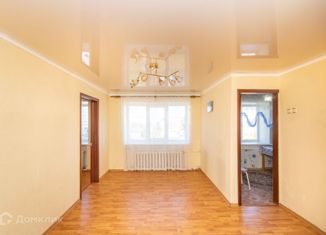 Продам 2-ком. квартиру, 40.9 м2, Ишим, улица 8 Марта, 45