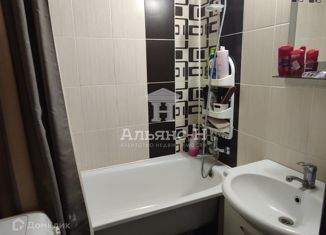 Продажа двухкомнатной квартиры, 47.2 м2, Азов, улица Матросова, 8