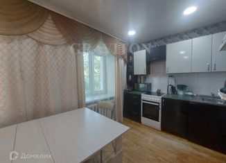 Продажа 2-ком. квартиры, 44 м2, Горно-Алтайск, Социалистическая улица, 10