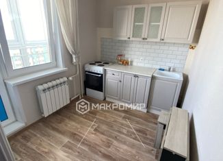 Сдается в аренду 1-ком. квартира, 40 м2, Орловская область, Зареченская улица, 6к4