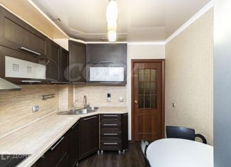 3-комнатная квартира на продажу, 65.7 м2, Тюменская область, улица 50 лет Октября, 76