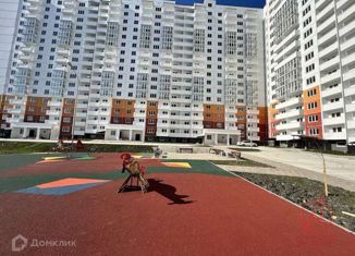 Сдам в аренду 1-ком. квартиру, 38 м2, Новороссийск, улица Мурата Ахеджака, 24