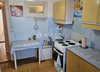 Продажа 2-комнатной квартиры, 48 м2, Тобольск, Октябрьская улица, 33