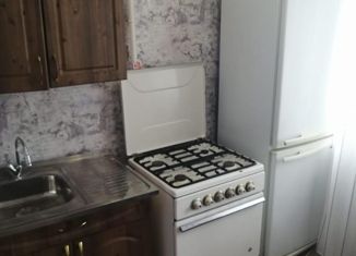 Сдача в аренду 1-ком. квартиры, 32 м2, Уфа, улица 8 Марта, 13, Советский район