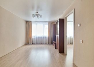 Продается 3-комнатная квартира, 57.4 м2, Екатеринбург, Восточная улица, 80