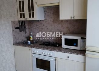 Продам двухкомнатную квартиру, 38 м2, Москва, Старомарьинское шоссе, 11, Старомарьинское шоссе