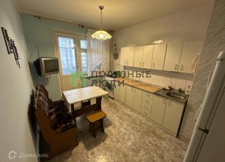Продажа трехкомнатной квартиры, 63.7 м2, Новороссийск, улица Видова, 173