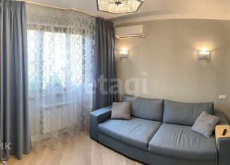 Аренда трехкомнатной квартиры, 74 м2, Москва, Осенний бульвар, 12к10, Осенний бульвар