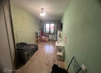 Продаю трехкомнатную квартиру, 55.2 м2, Свердловская область, улица Космонавтов, 45