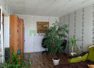 Продам 2-комнатную квартиру, 46 м2, Саратов, Парковая улица, 42