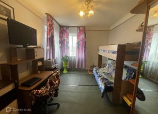 Продам комнату, 74 м2, Санкт-Петербург, Рижский проспект, 74, Рижский проспект