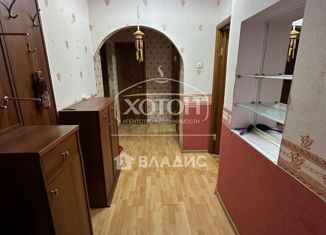 2-ком. квартира на продажу, 65 м2, Элиста, 7-й микрорайон, 4к4А, 7-й микрорайон