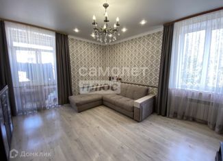 Продаю 2-ком. квартиру, 62.1 м2, Октябрьский, улица Губкина, 22