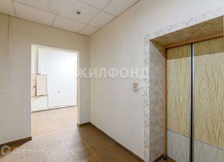 Продается 1-комнатная квартира, 35.2 м2, Новосибирская область, улица Державина, 11