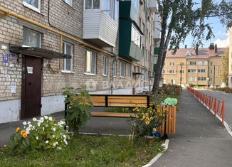 Продается трехкомнатная квартира, 56 м2, Республика Башкортостан, улица Садовое Кольцо, 7