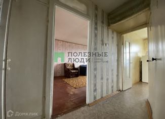 Продаю 3-комнатную квартиру, 59.9 м2, Соликамск, улица Металлургов, 57