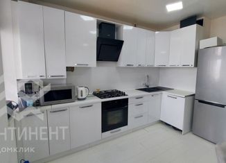 Продаю трехкомнатную квартиру, 81.4 м2, Крым, улица 9 Мая, 45Г