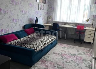 Продам 4-ком. квартиру, 116 м2, Тверь, Московский район, Взлётная улица, 9