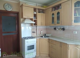 Продажа двухкомнатной квартиры, 59.5 м2, Новочебоксарск, улица Воинов-Интернационалистов, 47