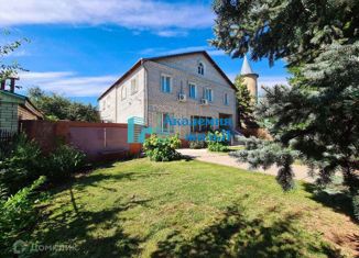 Продаю дом, 399 м2, Балаково, улица Урицкого, 3