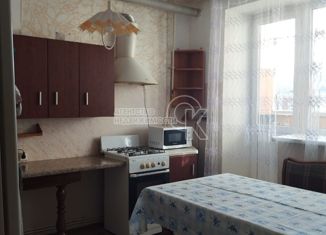Продам 3-комнатную квартиру, 80 м2, Арск, Интернациональная улица, 14