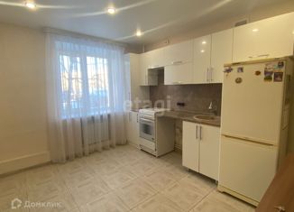 Продам однокомнатную квартиру, 32 м2, посёлок городского типа Медведево, улица Гагарина, 9