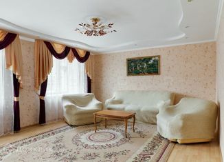 Продажа 3-комнатной квартиры, 90.4 м2, Татарстан, улица Юлиуса Фучика, 82