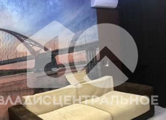 Продажа 2-ком. квартиры, 79 м2, Новосибирск, метро Октябрьская, Военная улица, 16