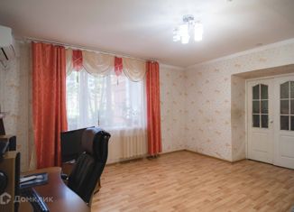 Продаю 2-комнатную квартиру, 58 м2, Комсомольск-на-Амуре, улица Аллея Труда, 40
