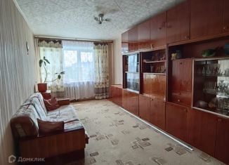 Продам 2-комнатную квартиру, 47.3 м2, Киреевск, улица Чехова, 4