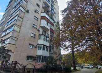 Продажа 2-ком. квартиры, 58 м2, Севастополь, улица Маршала Бирюзова, 19