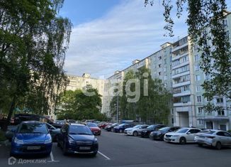 Продам двухкомнатную квартиру, 44 м2, Москва, Вильнюсская улица, 3к1, метро Ясенево