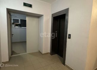 Продаю 1-комнатную квартиру, 41.2 м2, поселок Майский, улица Кирова, 9