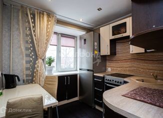 Продается 2-комнатная квартира, 44.3 м2, Кемеровская область, улица Лазо, 6