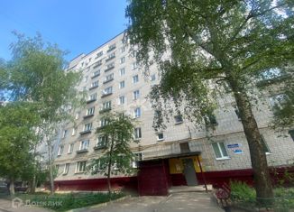 Продам 2-ком. квартиру, 45.2 м2, Нижний Новгород, улица Переходникова, 13, метро Комсомольская