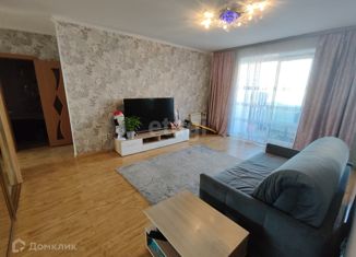 Продается трехкомнатная квартира, 61 м2, Хакасия, улица Торосова, 7к1