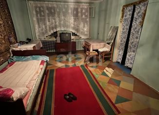 Продаю 2-ком. квартиру, 53.6 м2, Невинномысск, улица Апанасенко, 5